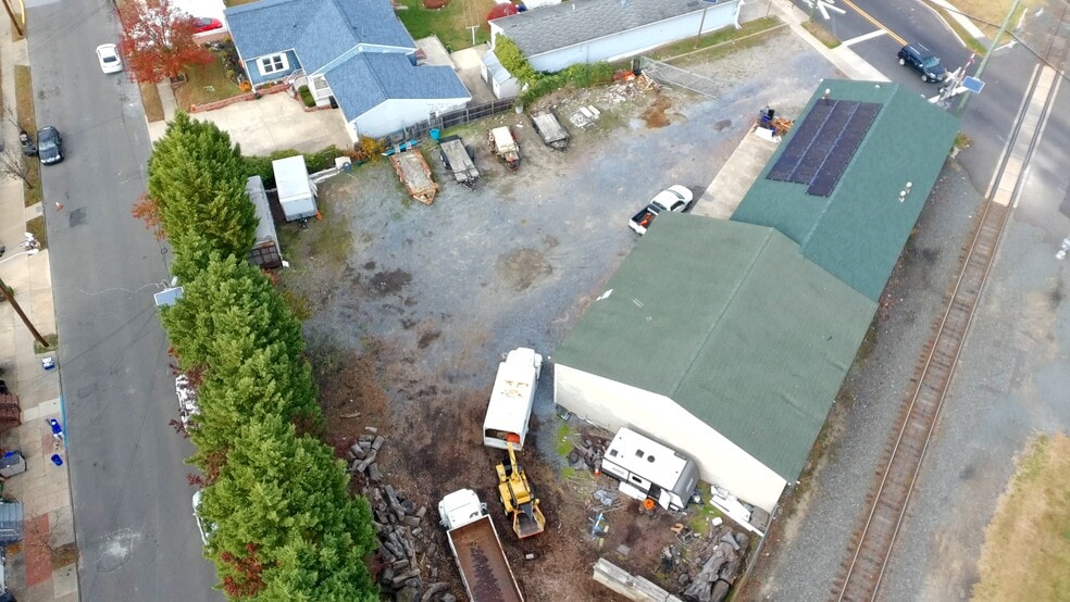 Primary Photo Of 750 Market st, Gloucester City Warehouse For Lease