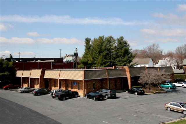Primary Photo Of 1320 Ohio St, Waynesboro Office For Lease