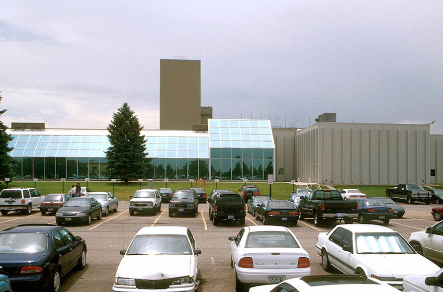 More Photos Of 700 W Mineral Ave, Littleton Office For Sale