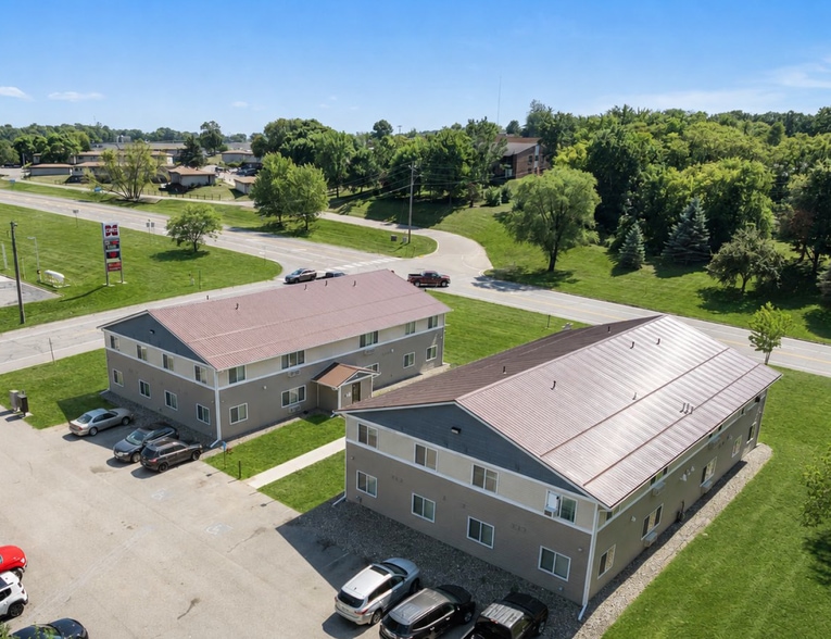More Photos Of 111 9th St NE, Long Prairie Apartments For Sale
