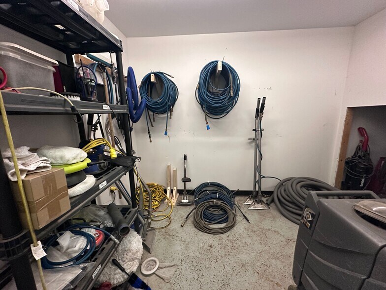 More Photos Of 3160 Continental Dr, Traverse City Warehouse For Sale
