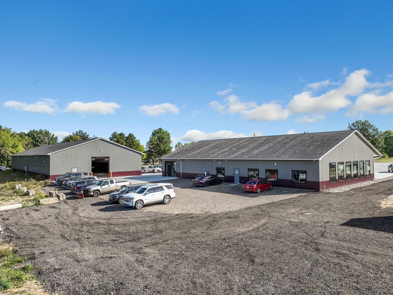 More Photos Of 3420 S Lapeer Rd, Metamora Auto Repair For Sale
