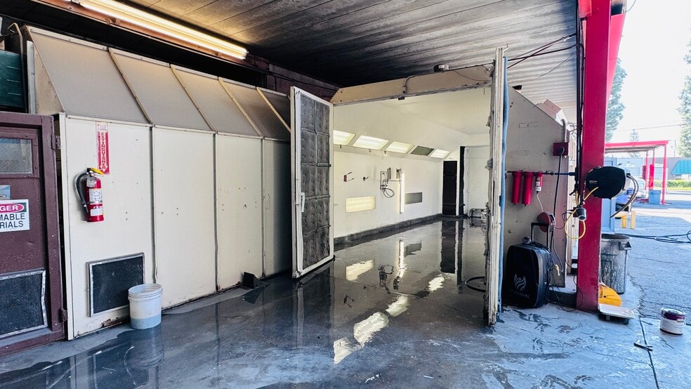 More Photos Of 5180 G St, Chino Auto Repair For Sale