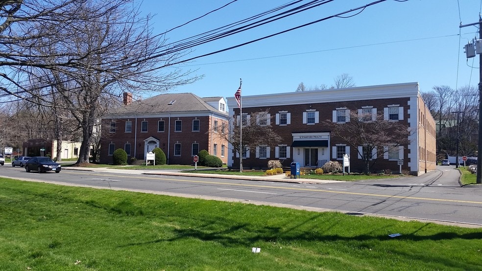 More Photos Of 69 East Ave, Norwalk Medical For Lease