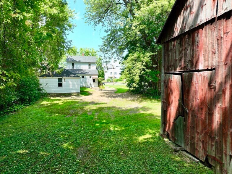 More Photos Of 153 Russell St, Hadley Multifamily For Sale