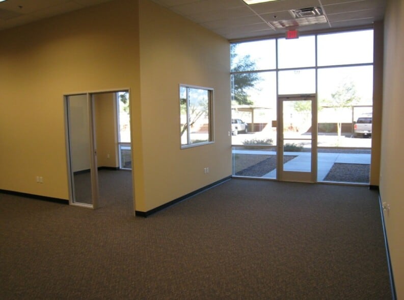 More Photos Of 7665 E Velocity Way, Mesa Manufacturing For Lease