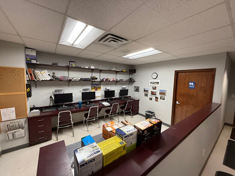 More Photos Of 1309 Duff Dr, Fort Collins Warehouse For Sale