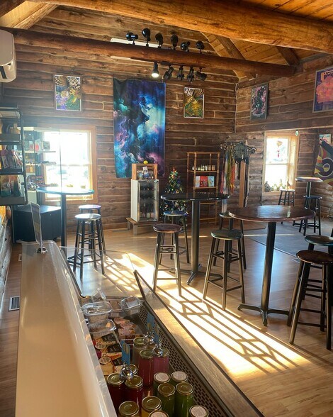 More Photos Of 1209 S Croatan Hwy, Kill Devil Hills Storefront For Sale