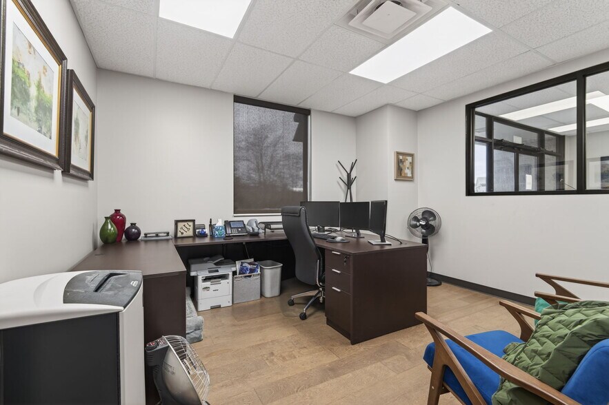 More Photos Of 2510 Solway Rd, Knoxville Flex For Lease