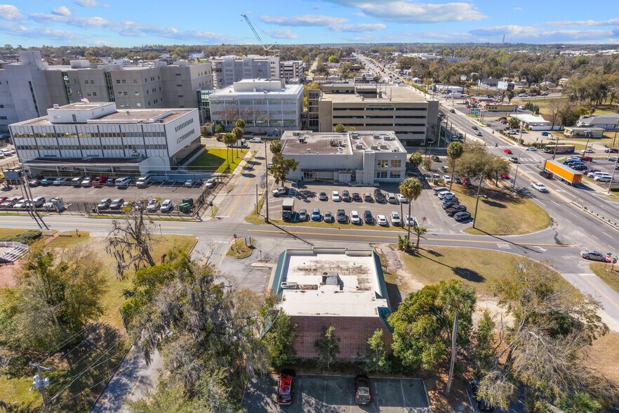 More Photos Of 307 NW 3rd St, Ocala Office For Lease
