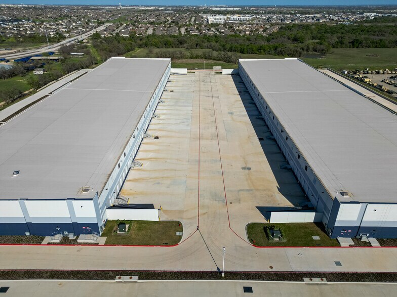 More Photos Of 701 North Red Bud Lane, Round Rock Unknown For Lease