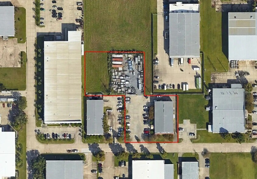 Primary Photo Of 117 Pintail St, Saint Rose Industrial For Sale