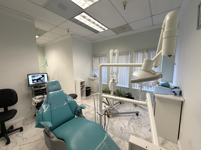 More Photos Of 10011 N Foothill Blvd, Cupertino Medical For Sale