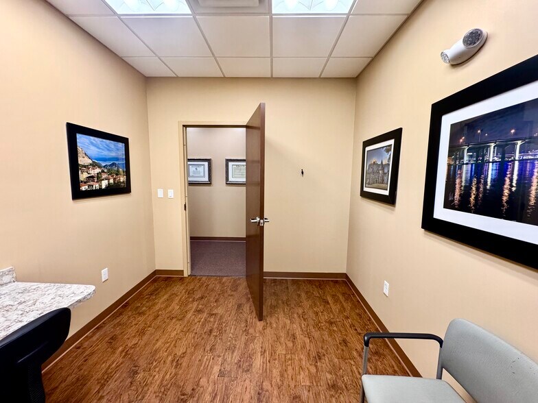 More Photos Of 3003 Claire Ln, Jacksonville Medical For Lease