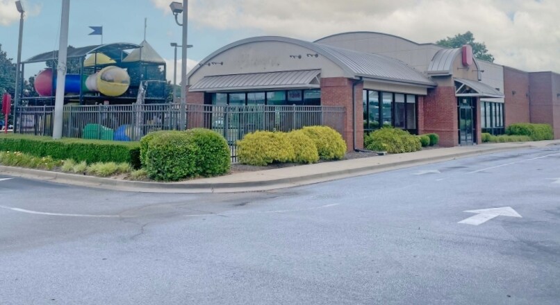 Primary Photo Of 1205 Al Highway 21 S, Oxford Freestanding For Sale