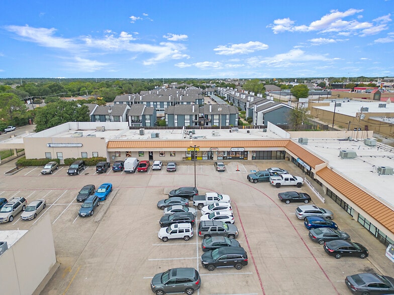 More Photos Of 502 S Old Orchard Ln, Lewisville Unknown For Lease