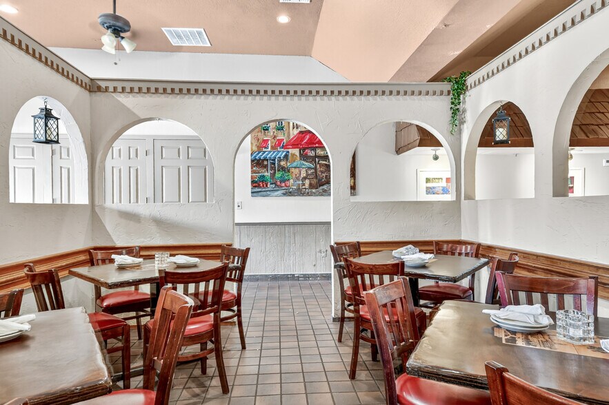 More Photos Of 1915 A1A S, Saint Augustine Restaurant For Lease