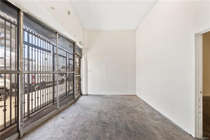 More Photos Of 6412 Whittier Blvd, East Los Angeles Storefront Retail Residential For Sale