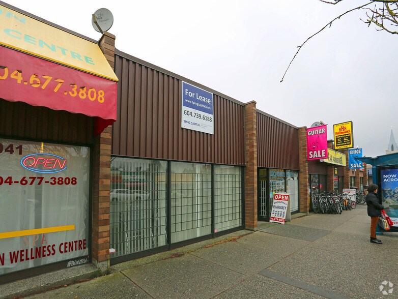 More Photos Of 3011 Main St, Vancouver Storefront For Sale