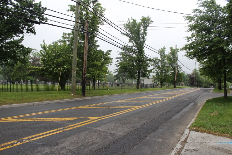 More Photos Of 239 Lexington Ave, Mount Kisco Loft Creative Space For Sale