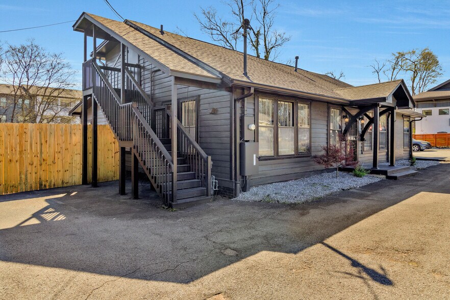 More Photos Of 131 Donelson Pike, Nashville Loft Creative Space For Sale