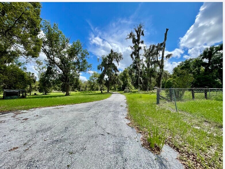 More Photos Of 7625 Clarcona Ocoee Rd, Orlando Land For Sale