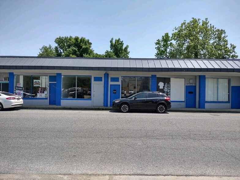 Primary Photo Of 607 Hilltop Rd, Orchard Beach Storefront Retail Office For Lease