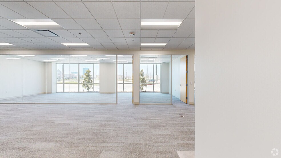More Photos Of 8560 Belleview Dr, Plano Unknown For Lease