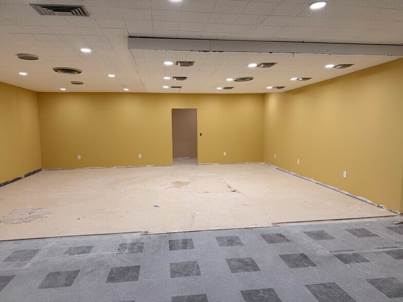 More Photos Of 620 Ella T Grasso Blvd, New Haven Manufacturing For Lease