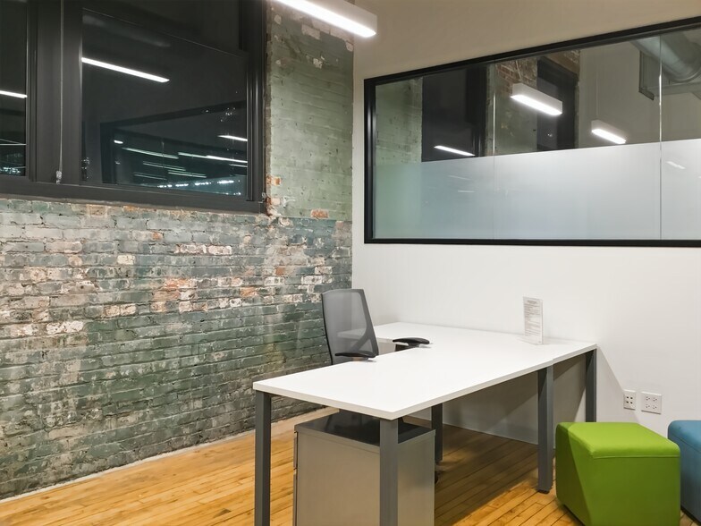 More Photos Of 900 W Randolph St, Chicago Coworking Space