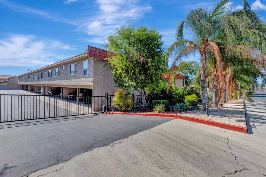 More Photos Of 25675 Prospect Ave, Loma Linda Apartments For Sale