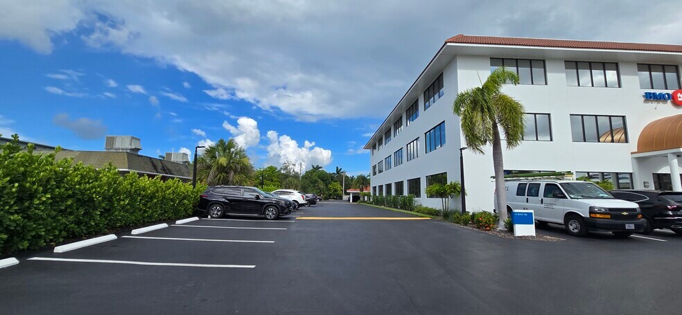 More Photos Of 2375 Tamiami Trl N, Naples Loft Creative Space For Sale