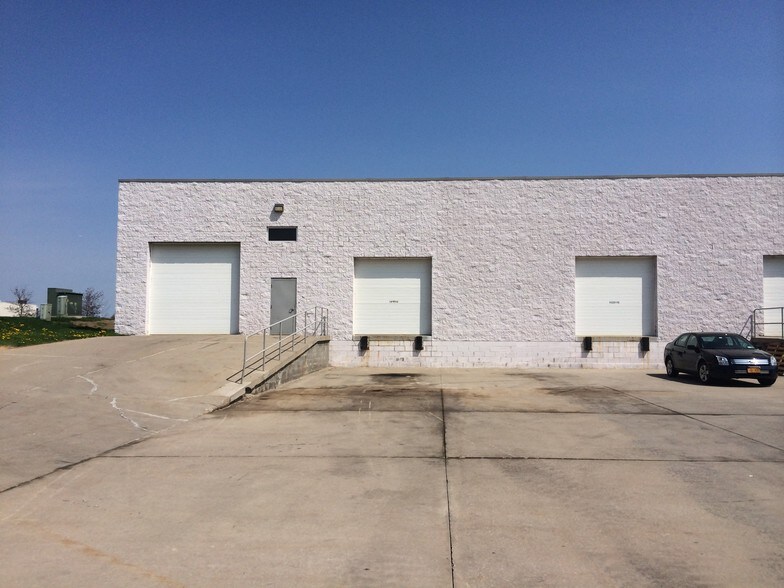 More Photos Of 200 Mile Crossing Blvd, Rochester Light Distribution For Lease