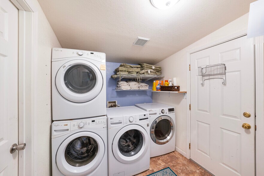More Photos Of 12130 Highway 116, Guerneville Hospitality For Sale