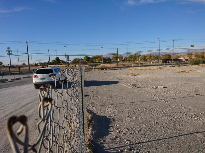 More Photos Of Las Vegas Blvd @ N. Lamb BLVD, Las Vegas Land For Sale