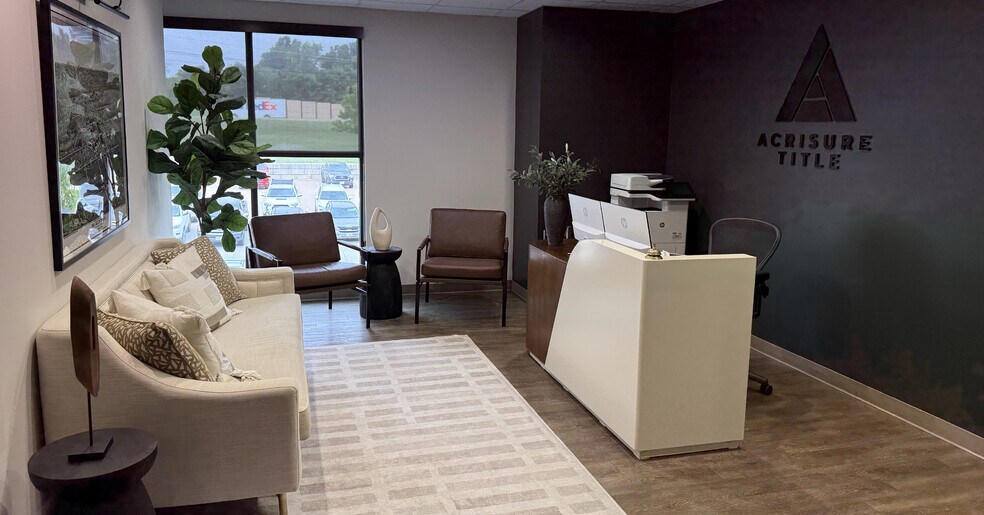 More Photos Of 7200 W University Dr, McKinney Office For Lease