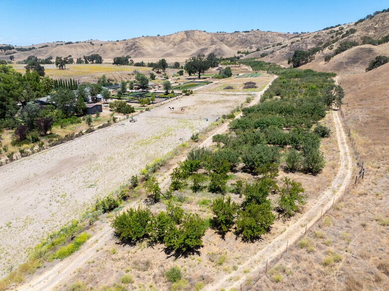 More Photos Of 5750 El Pharo Dr, Paso Robles Land For Sale