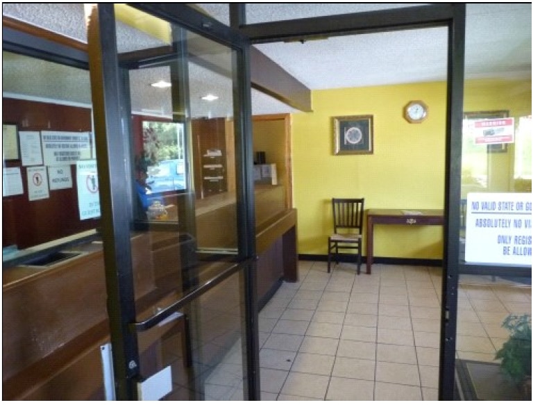 More Photos Of 4265 Shirley Dr, Atlanta Hotel For Sale