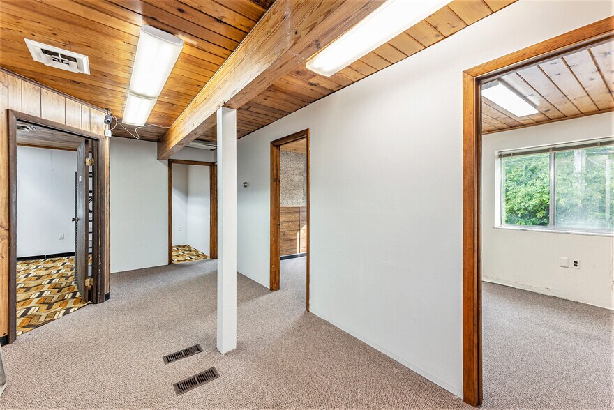 More Photos Of 29906-29940 Orchard Lake Rd, Farmington Hills Medical For Lease