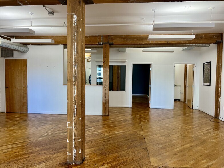 More Photos Of 20 Maud St, Toronto Loft Creative Space For Lease