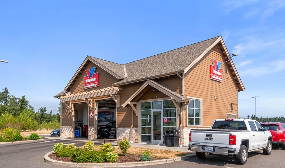Primary Photo Of 13303 SE 272nd St, Kent General Retail For Sale