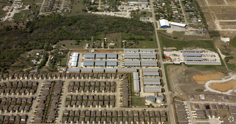 More Photos Of 122 Rose Ln, Frisco Warehouse For Sale