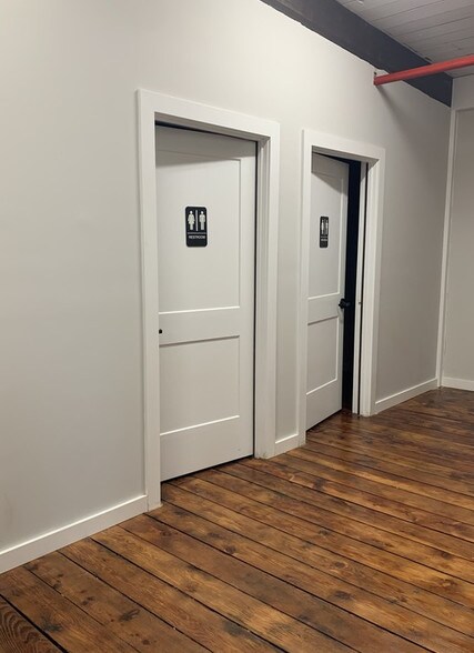 More Photos Of 372 Central Ave, Pawtucket Loft Creative Space For Lease