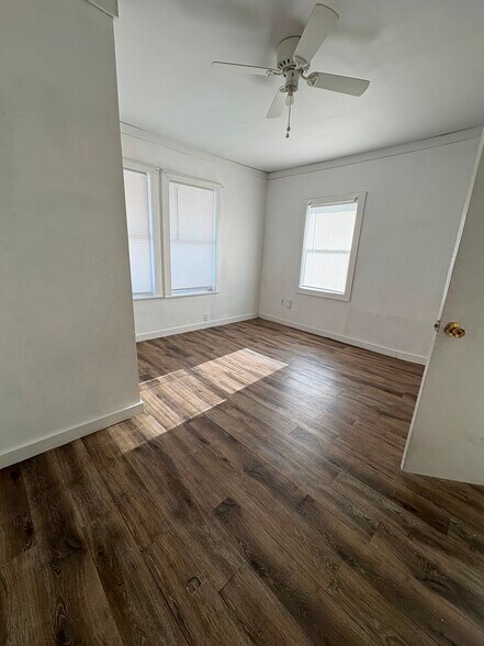 More Photos Of 122 W Washington Ave, Harlingen Apartments For Sale