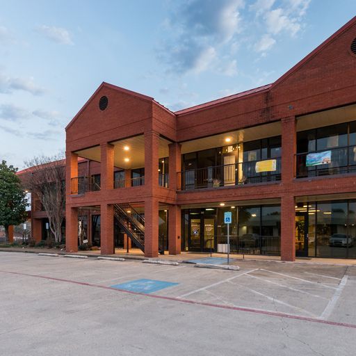 More Photos Of 614 S Edmonds Ln, Lewisville Medical For Lease