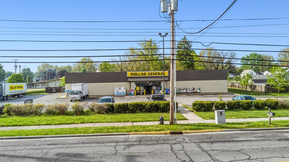 More Photos Of 137 W Main St, Hebron Freestanding For Sale