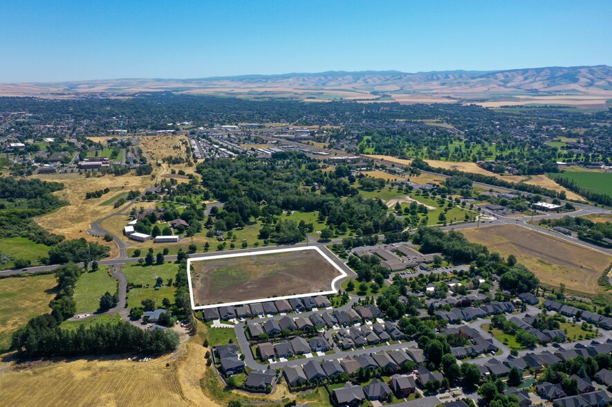 Primary Photo Of 3XX NE Myra Rd, College Place Land For Sale