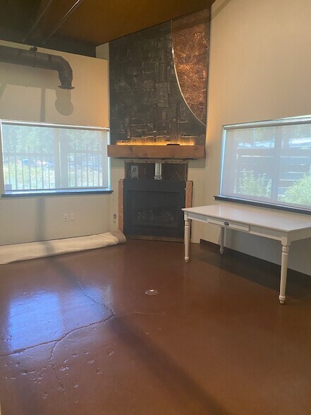 More Photos Of 540 National Ave, Tahoe Vista Manufacturing For Lease