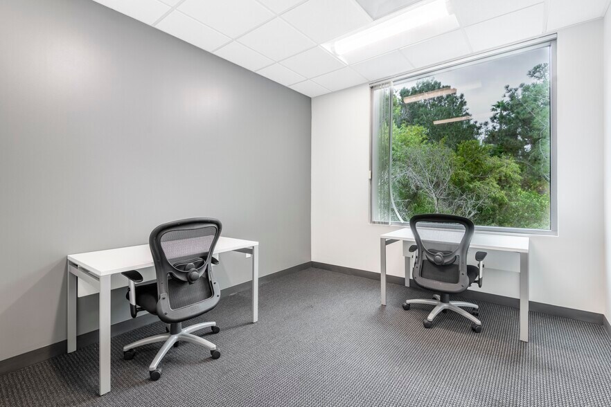 More Photos Of 440 Stevens Ave, Solana Beach Coworking Space