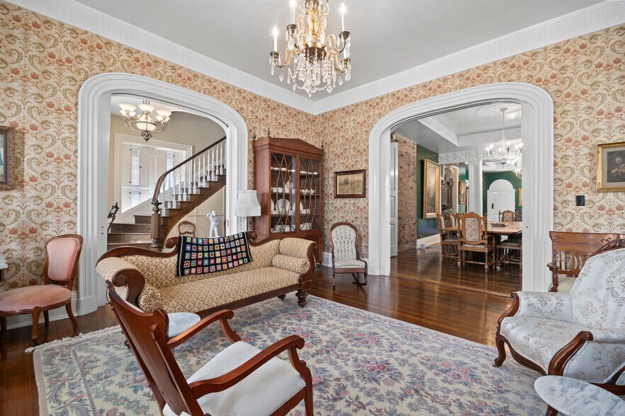 More Photos Of 403 E Adams St, Sandusky Hospitality For Sale